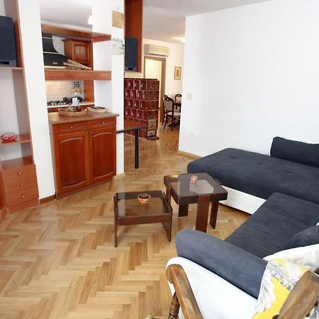 Appartamento City Center Comfort Blue Sky Capodistria Esterno foto