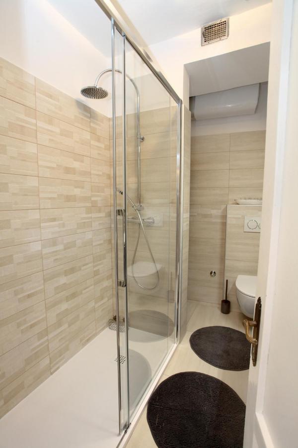 Appartamento City Center Comfort Blue Sky Capodistria Esterno foto