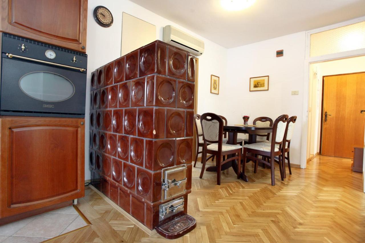 Appartamento City Center Comfort Blue Sky Capodistria Esterno foto